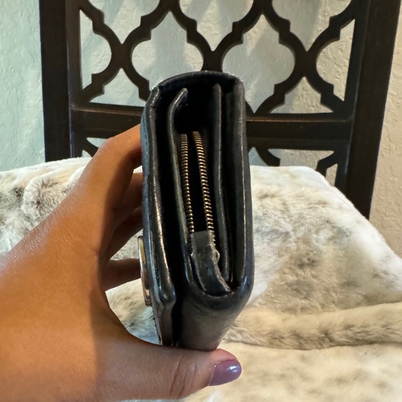 Gucci Signature Black Embossed Leather  Long Wallet  P0075 - Picture 2 of 16